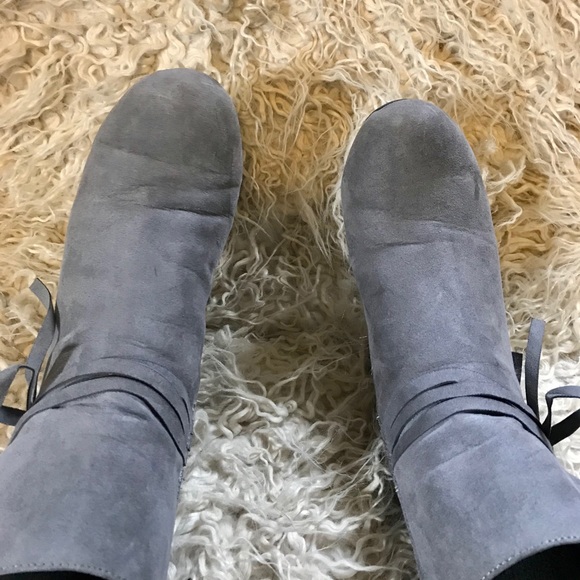 🧚🏼Christian Siriano gray ankle boots🧚🏼 - Picture 4 of 5